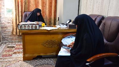 استمرارإدارة المعهد المتمثلة بالدكتورة رفاه الحكيم رئيسة الملتقى النسوي في إجتماعاتها المتكررة لتنظيم المتعلقات الخاصة بالمهرجان